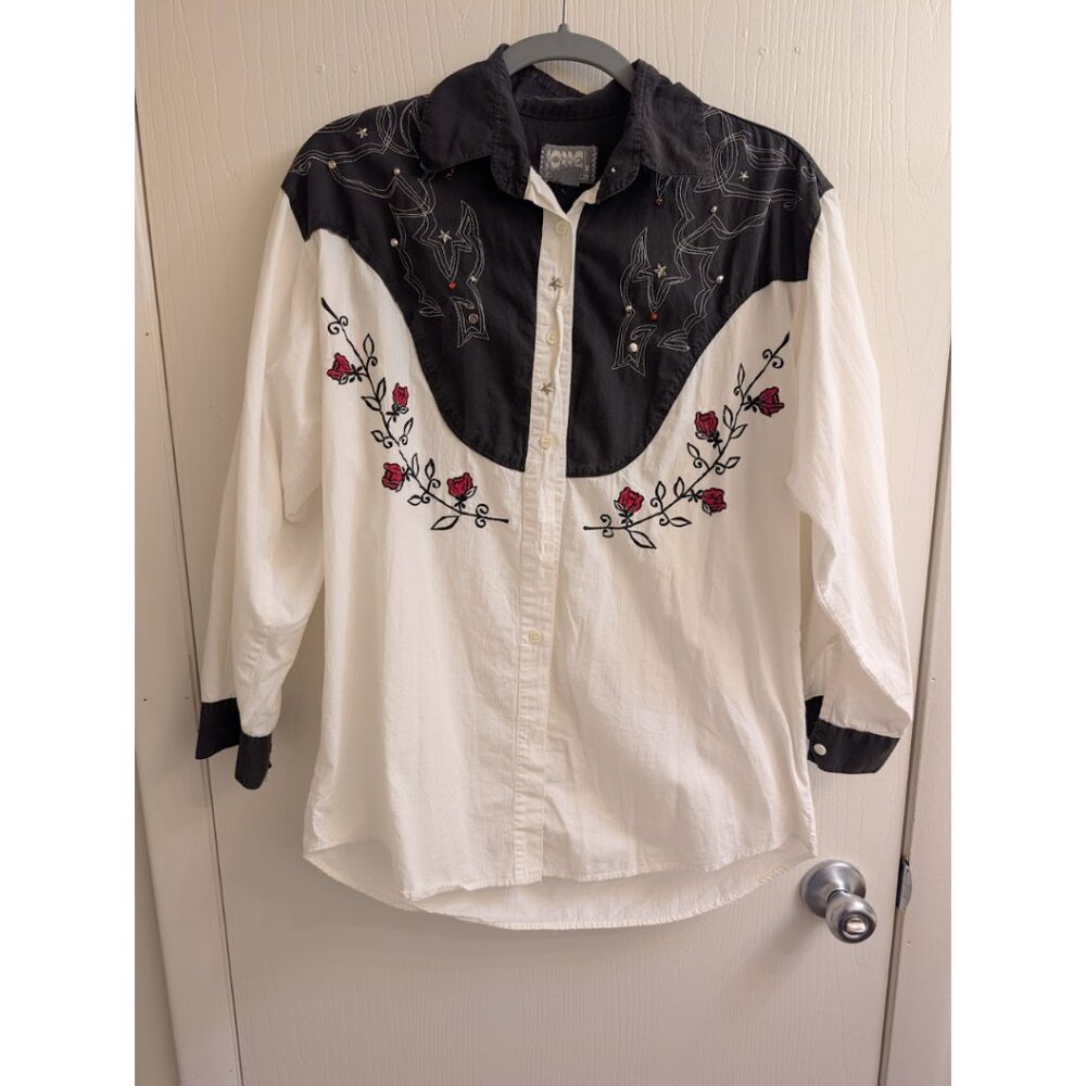 Western Embroidered Button Down Shirt Black & White Rose Detail